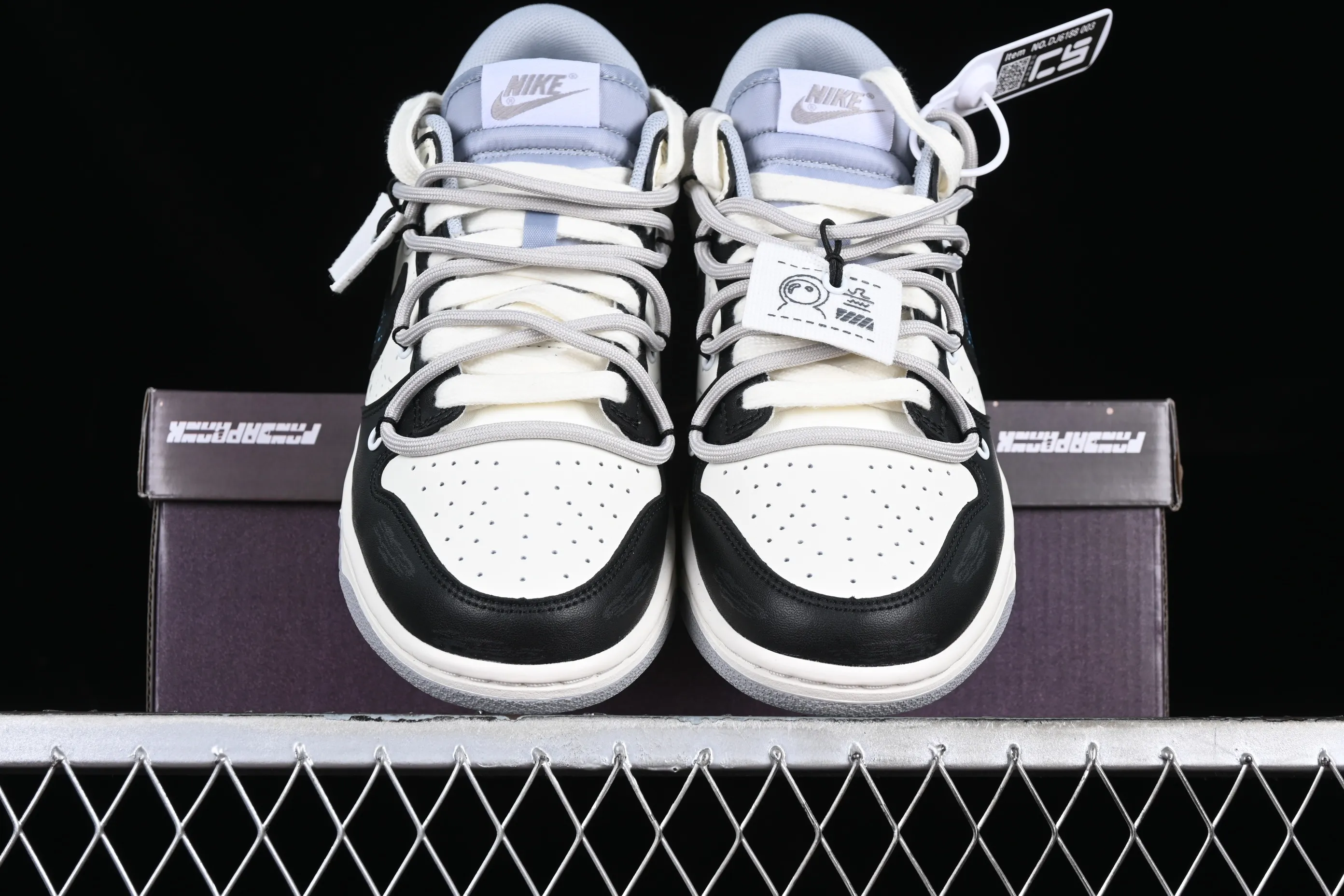 All Categories Nk SB Dunk Series Nk SB Dunk Low Low-top sneakers CS version Nk Dunk Low "Miami Hurricanes" Space Exploration Star Trek Customized version of deconstructed straps retro distressed low-top sneakers DJ6188-003